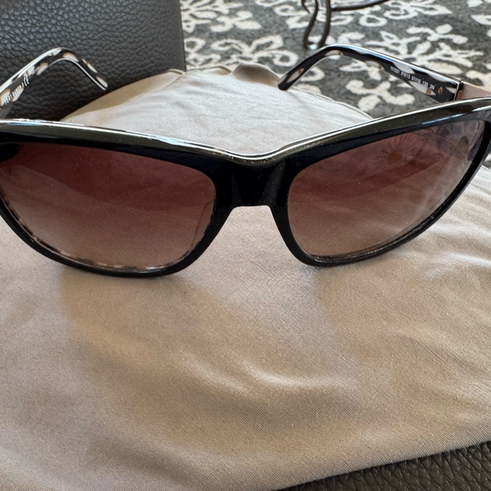 Stylish Black Sunglasses